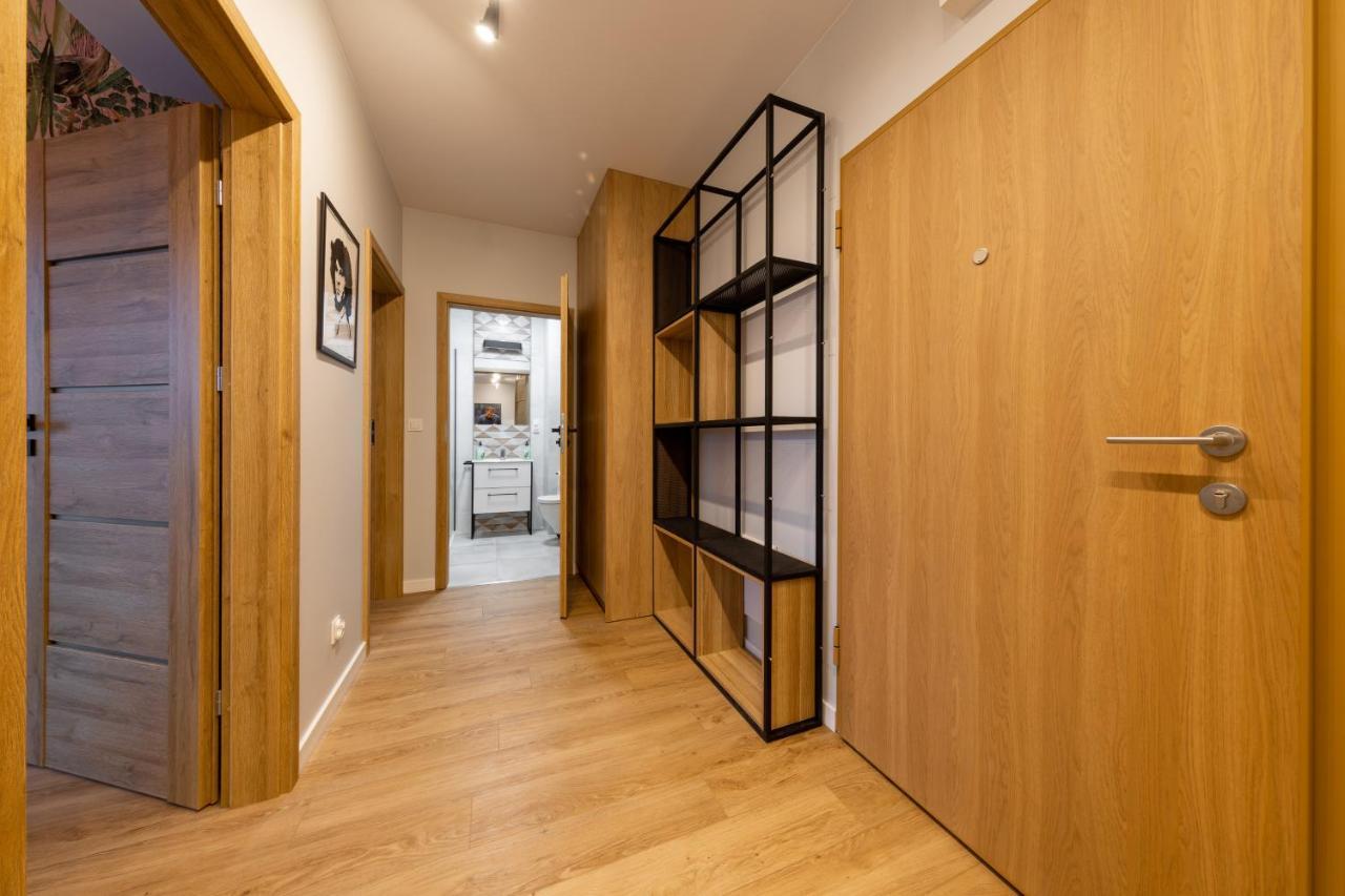 Apartament Luxury Two-Bedroom Bialystok Bagian luar foto