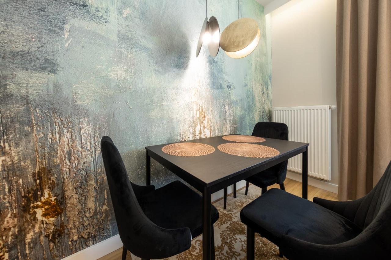 Apartament Luxury Two-Bedroom Bialystok Bagian luar foto